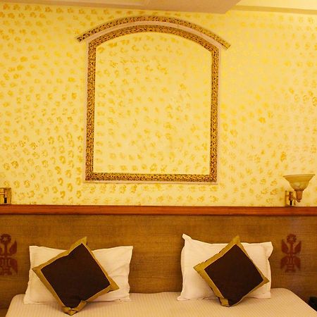 Hotel Goyal Джапур Экстерьер фото