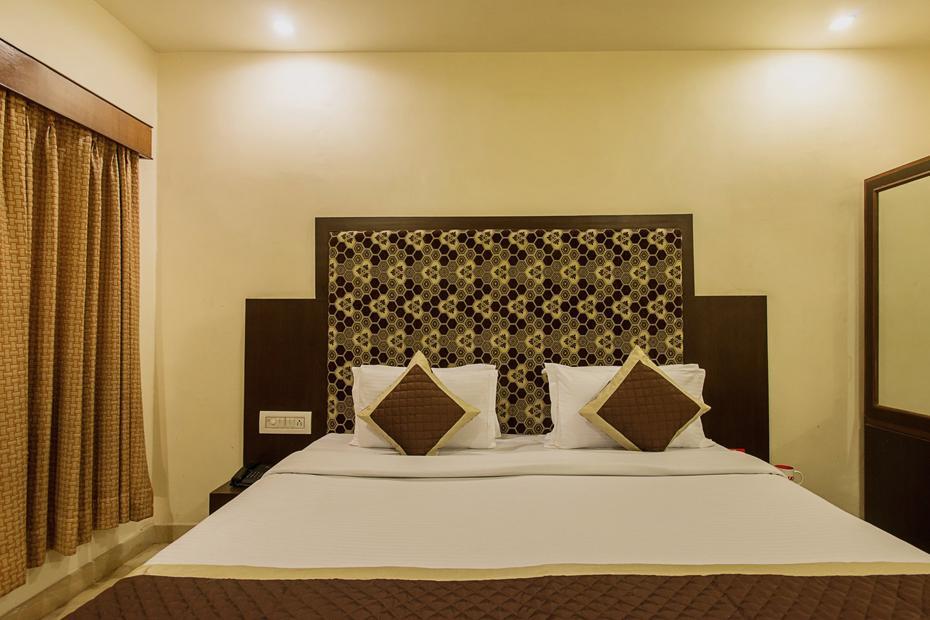 Hotel Goyal Джапур Экстерьер фото